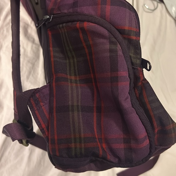 Purple backpack - Picture 4 of 6